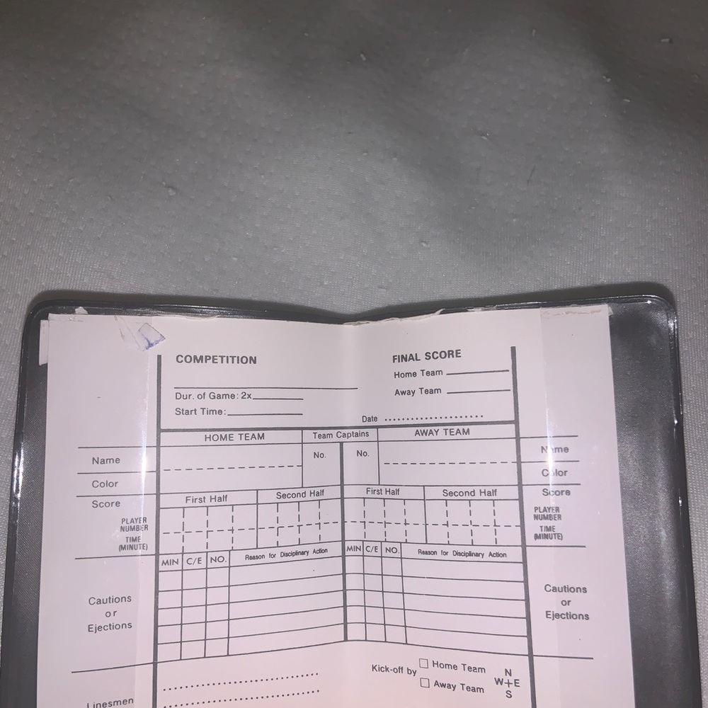 🌸3/$15 Referee scoring booklet and red/yellow/green cards